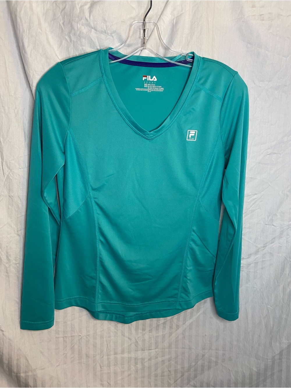 FILA Women Teal V-Neck Long-Sleeve Performance Top